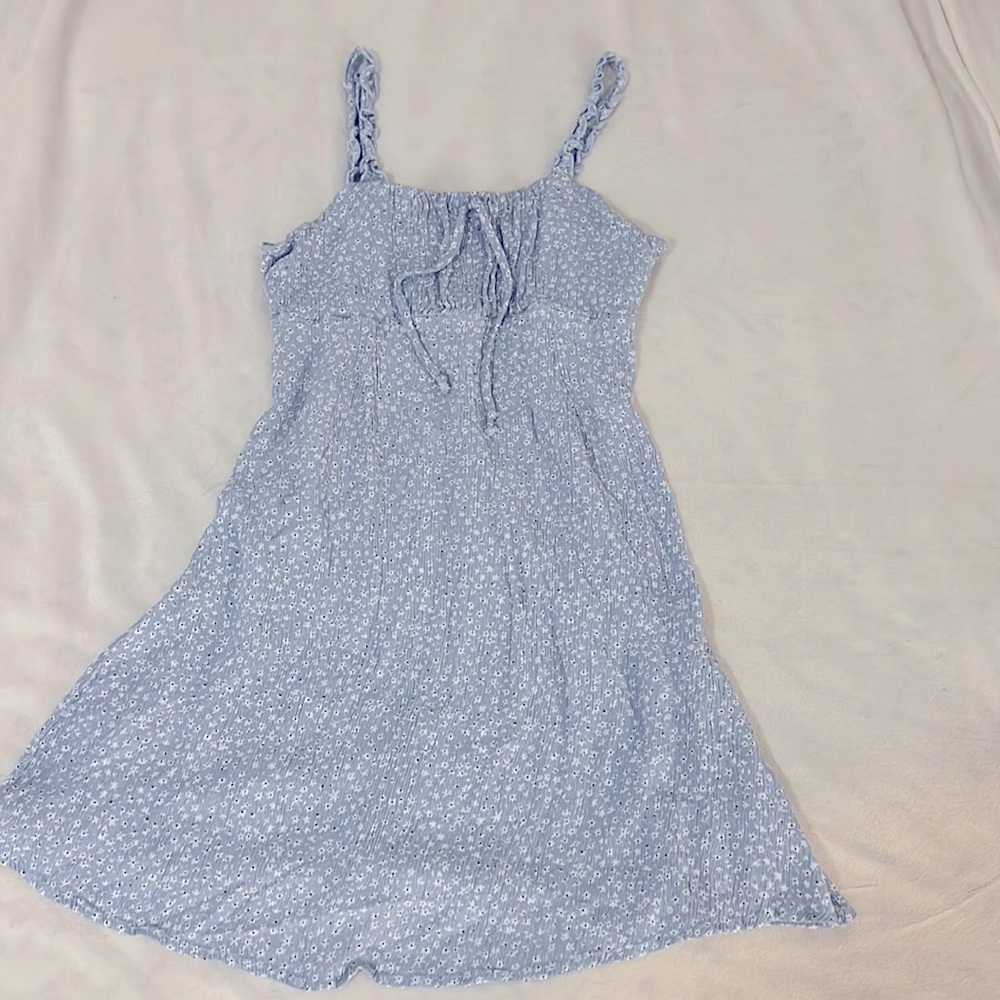 Mini dress from wall flower size S worn once for a picnic.